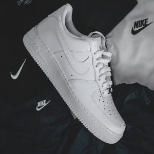 Nike Air Force 1 '07 Low 'Triple White'